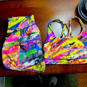 Lululemon runner shorts size 4 with matching sports bra size 4